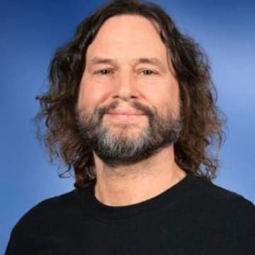 Portrait of Craig Sevey